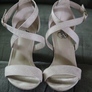 Block high heel dress shoes